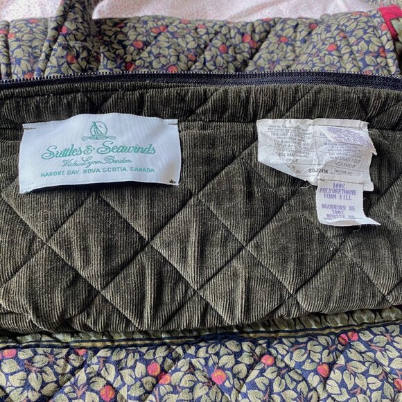 Suttles & Seawinds Overnight Bag - Picture 5 of 9